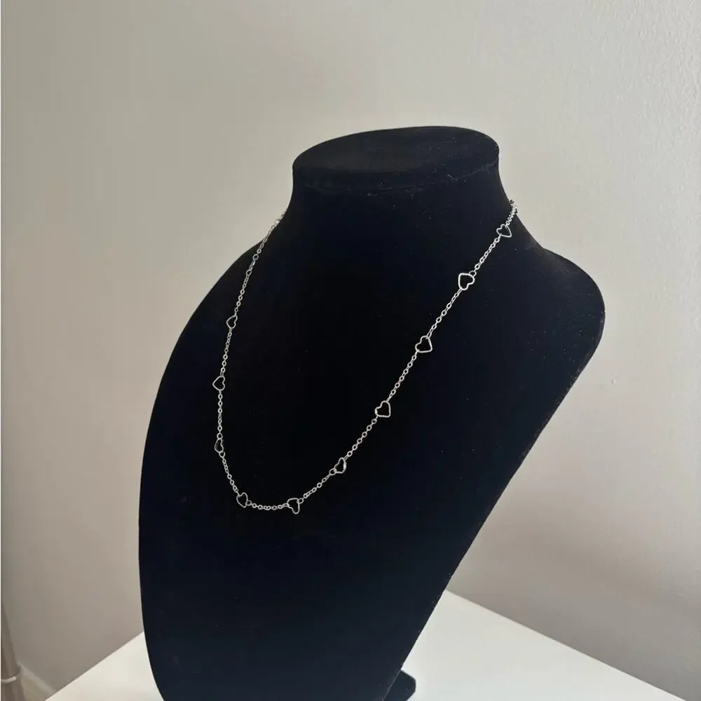 Delicate Silver Heart Link Necklace - Women's Jewelry - Picture 2 of 4